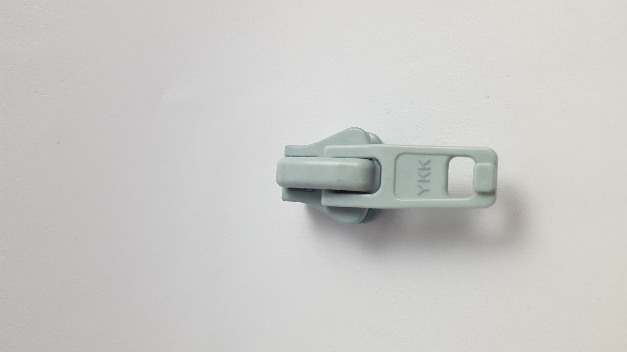 YKK 10 mm Plastik Kürsör / TEKLİ Gri