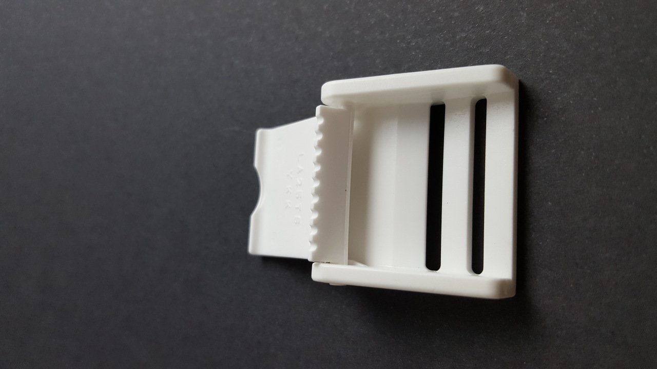 YKK Kolon Sıkıştırma Tokası 25 mm / BEYAZ